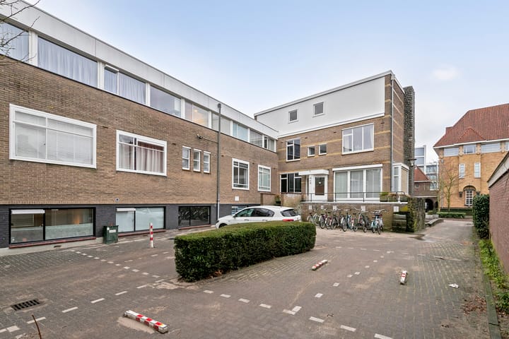 Foto 25 van P Czn Hooftlaan 6-A