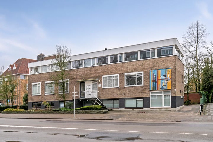 Foto 27 van P Czn Hooftlaan 6-A