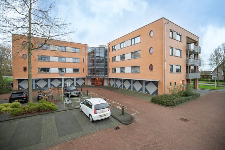 Foto 6 van Vossestaart 100