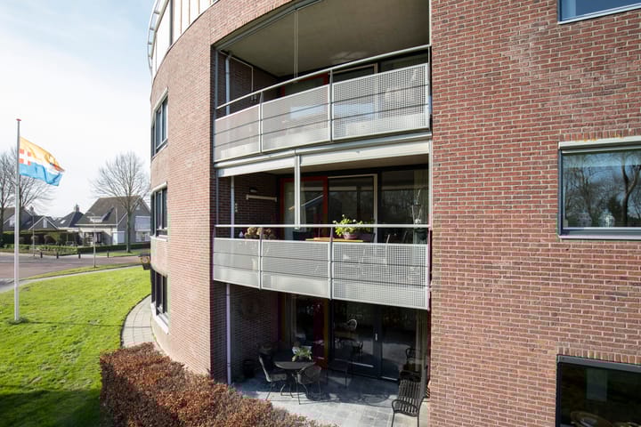 Foto 13 van Vossestaart 100