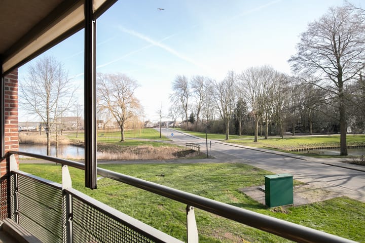 Foto 34 van Vossestaart 100