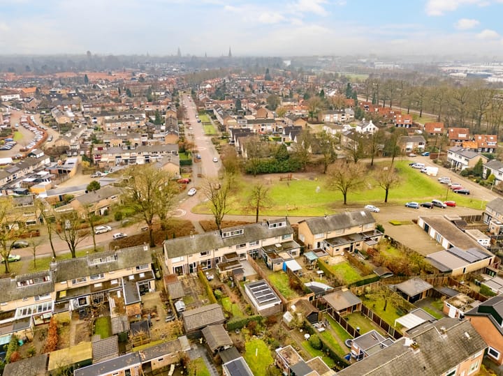 Foto 32 van Lintelostraat 59