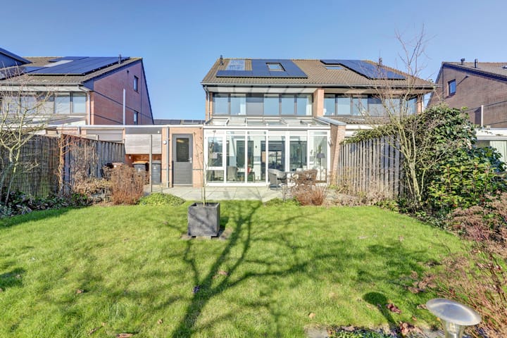 Foto 40 van Seneca 11