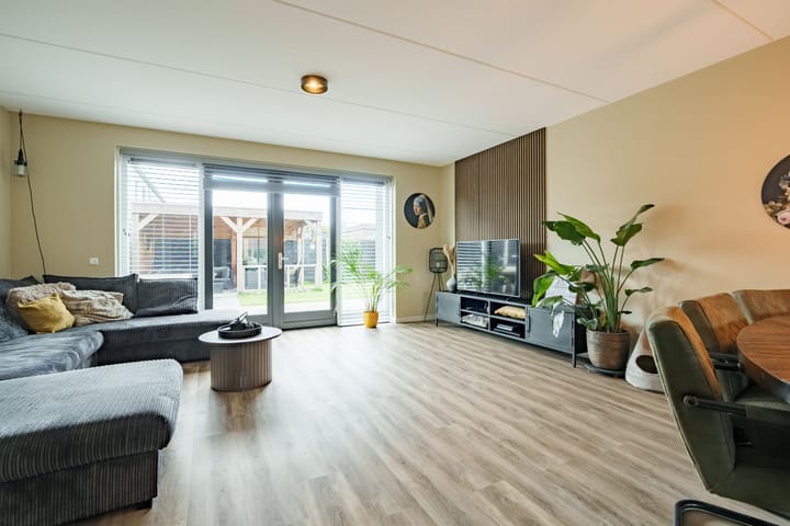 Foto 11 van Prof. Visserlaan 13