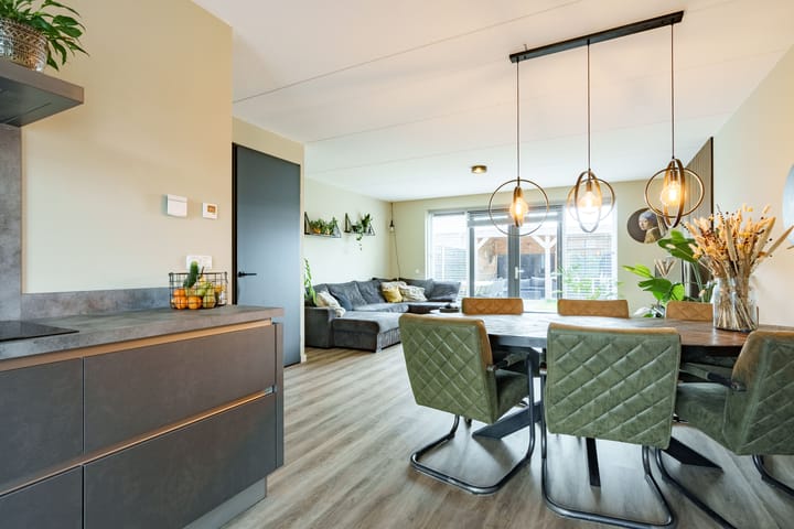 Foto 17 van Prof. Visserlaan 13