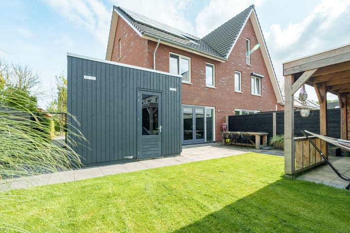 Foto 33 van Prof. Visserlaan 13