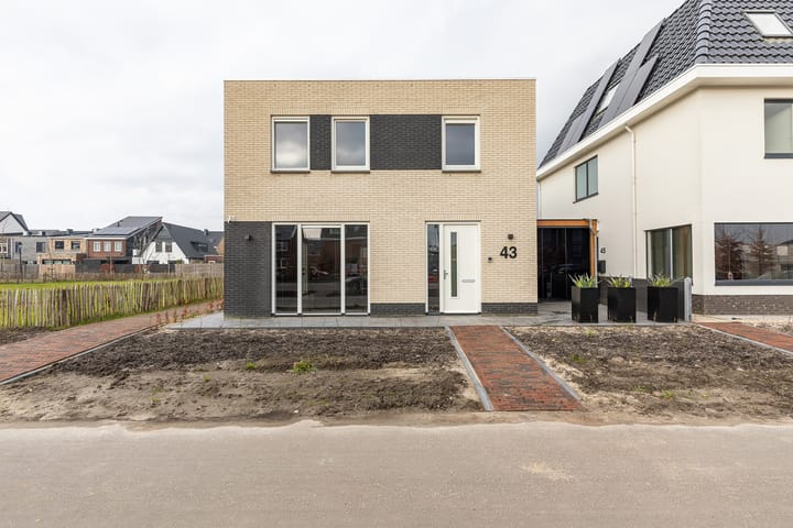 Foto 9 van Nobellaan 43