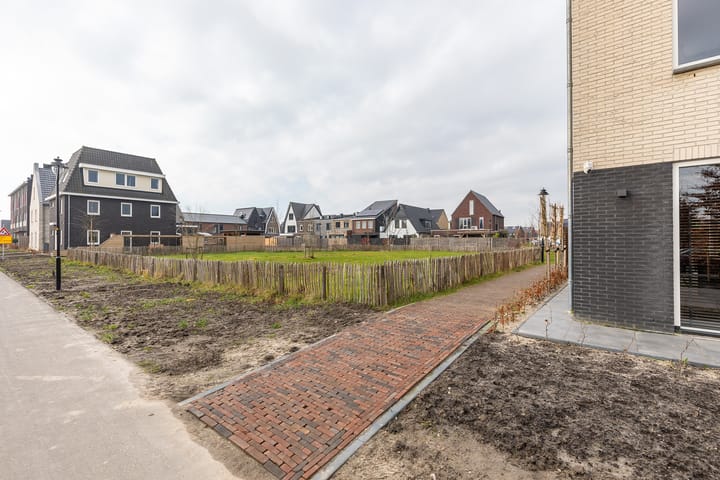 Foto 10 van Nobellaan 43