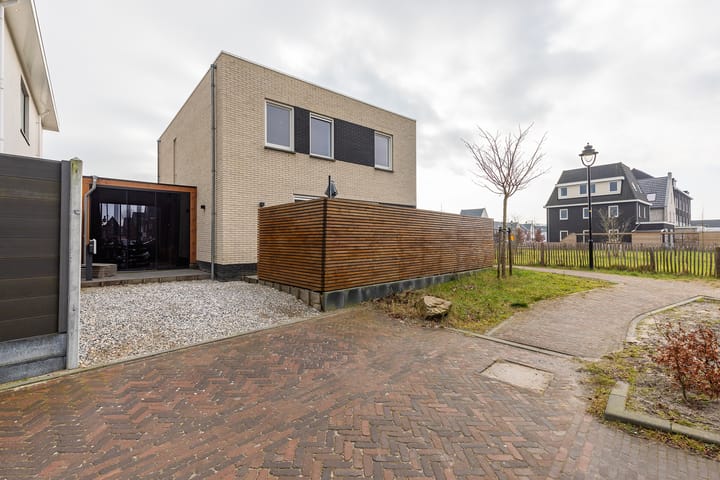 Foto 33 van Nobellaan 43