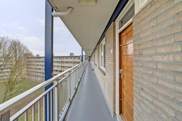 Photo 22 of Kruiskampsingel 429