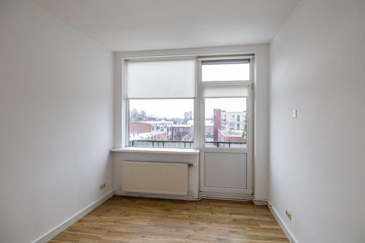 Photo 10 of Rijksstraatweg 185-D