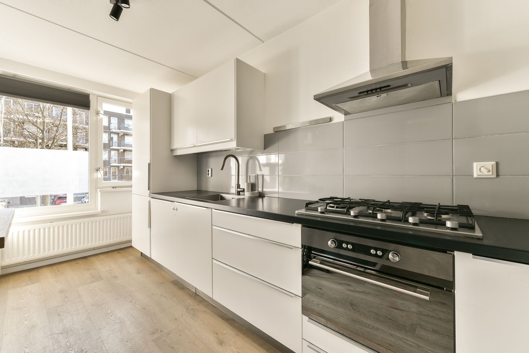 Foto 12 van Geervliet 12-B