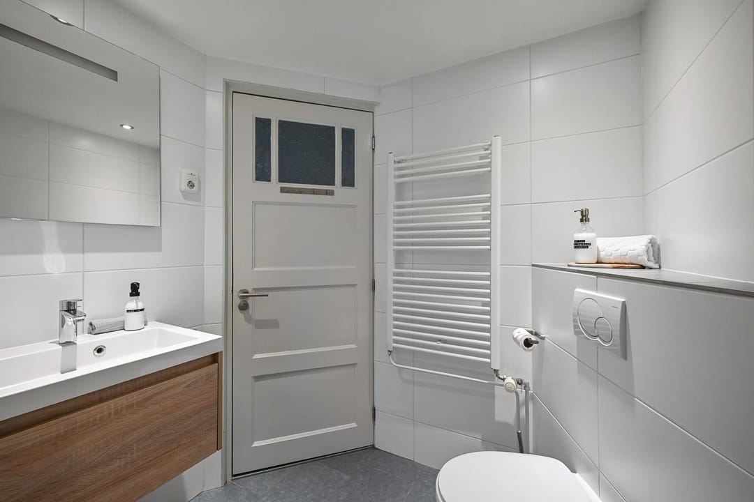 Foto 17 van Lagedijk 15-A