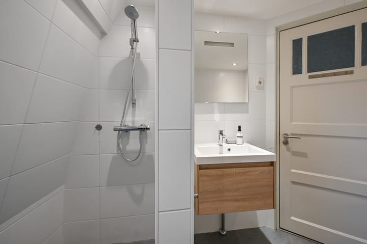 Foto 18 van Lagedijk 15-A