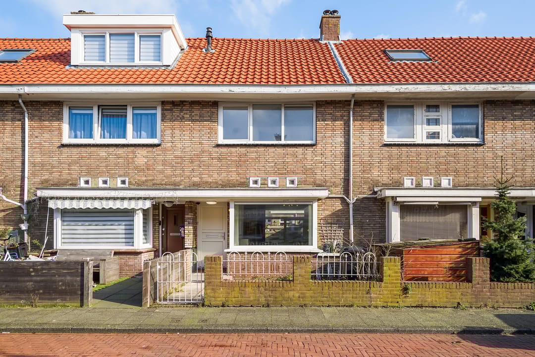 Foto 38 van Boele van Hensbroekstraat 18