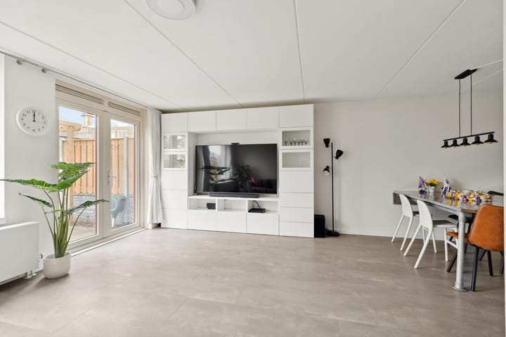 Foto 15 van Harpstraat 16