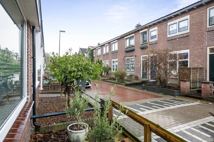 Foto 28 van Vonderstraat 36