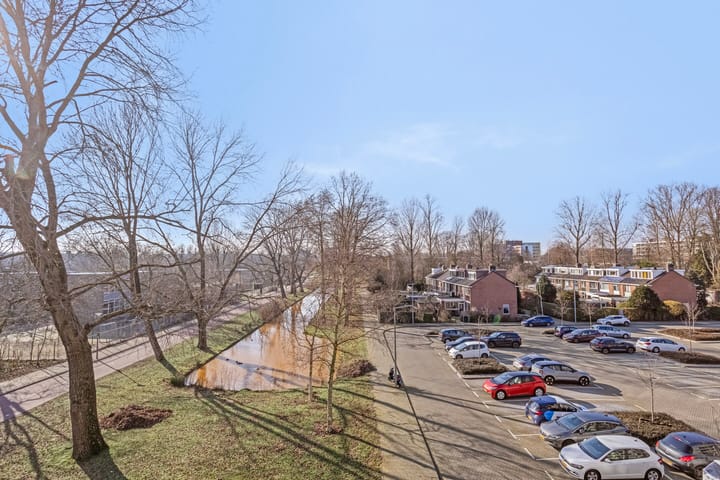 Foto 28 van Van der Helmstraat 444