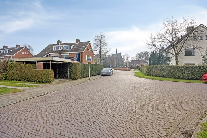 Foto 5 van Prinses Margrietweg 2