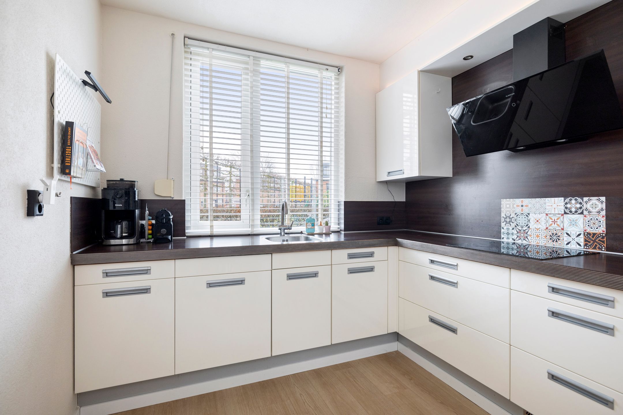 Foto 6 van Adriaan Antoniszoonstraat 3