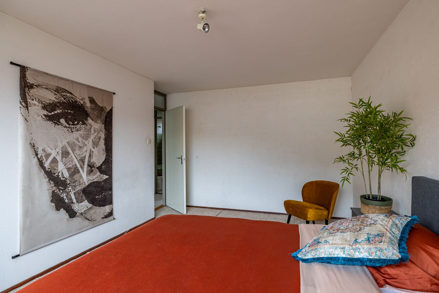 Foto 19 van Hélène Swarthlaan 79