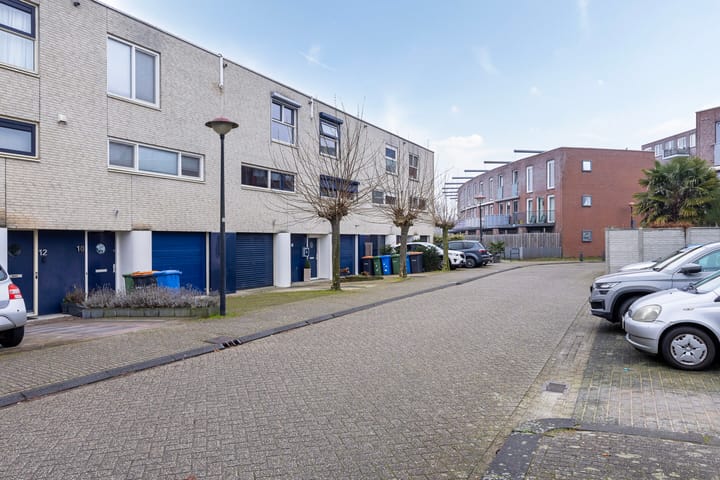 Foto 30 van Maanglans 8