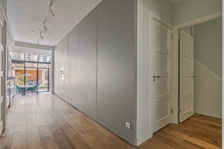 Foto 2 van Orteliusstraat 32-H