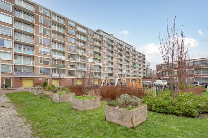 Foto 30 van S. F. van Ossstraat 172