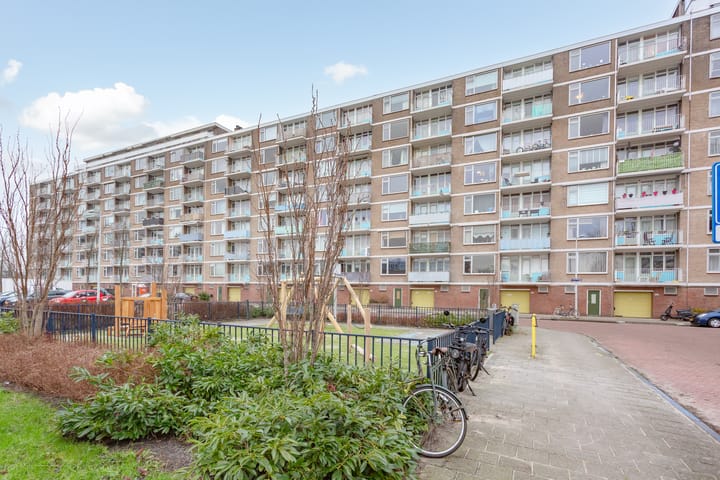 Foto 31 van S. F. van Ossstraat 172