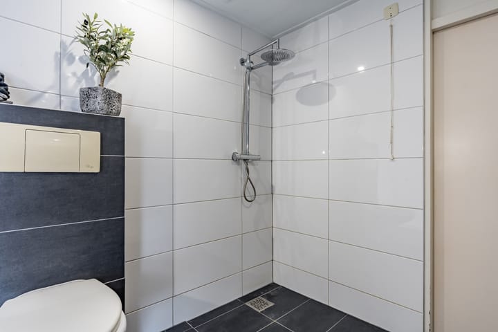 Photo 22 of Webbinkstraat 103