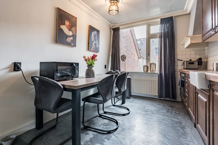 Photo 9 of Webbinkstraat 103