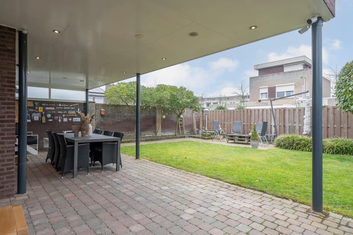 Foto 4 van Tiberius 3