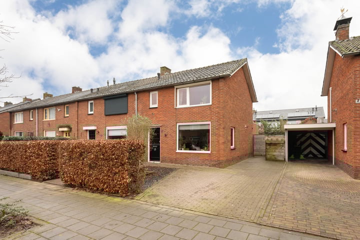 Bekijk foto van Irenestraat 13