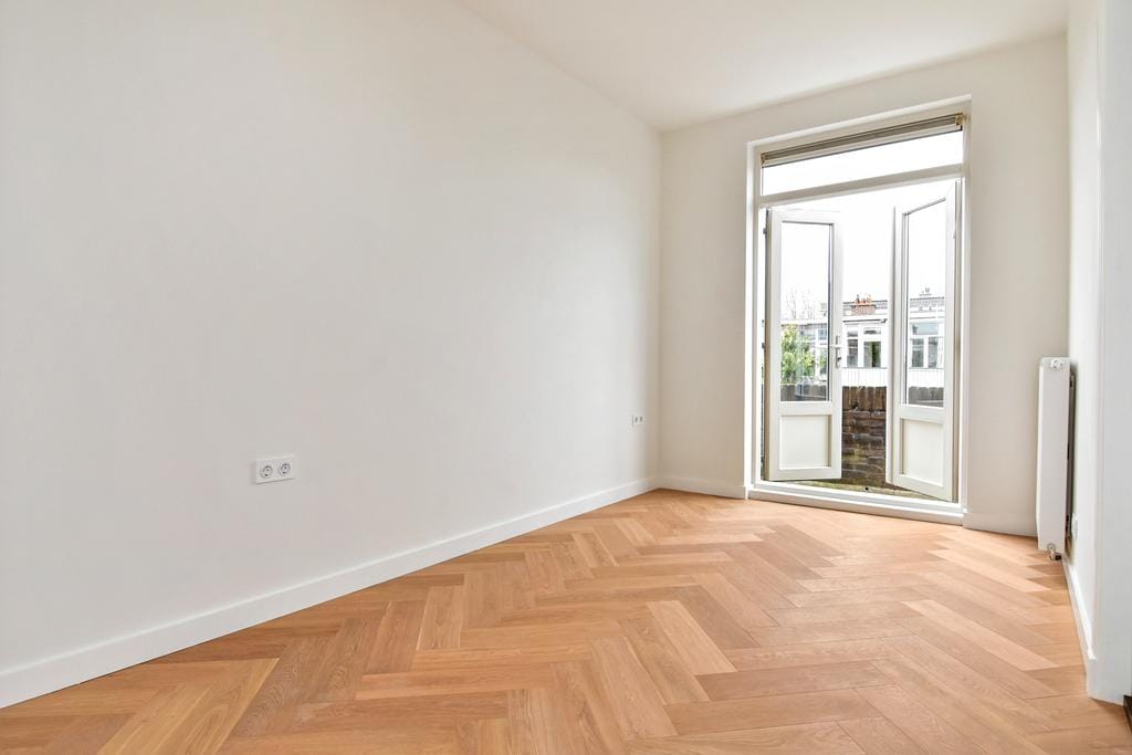 Foto 9 van Van Lansbergestraat 84