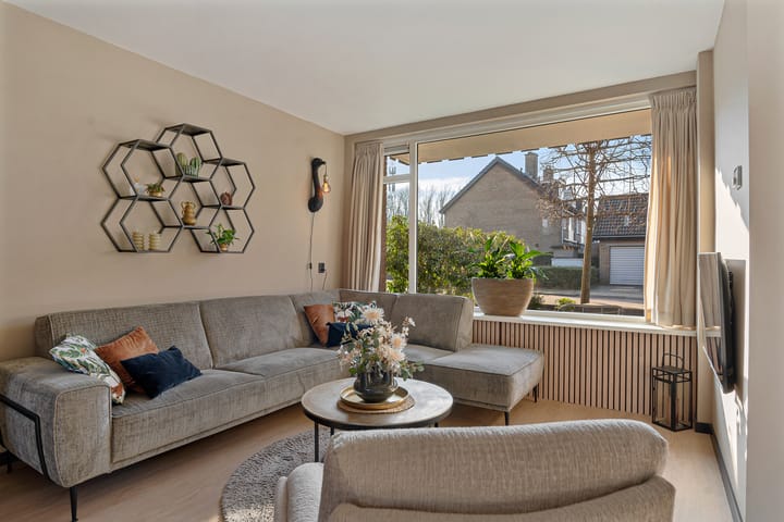 Foto 16 van Dr. Albert Schweitzerlaan 27