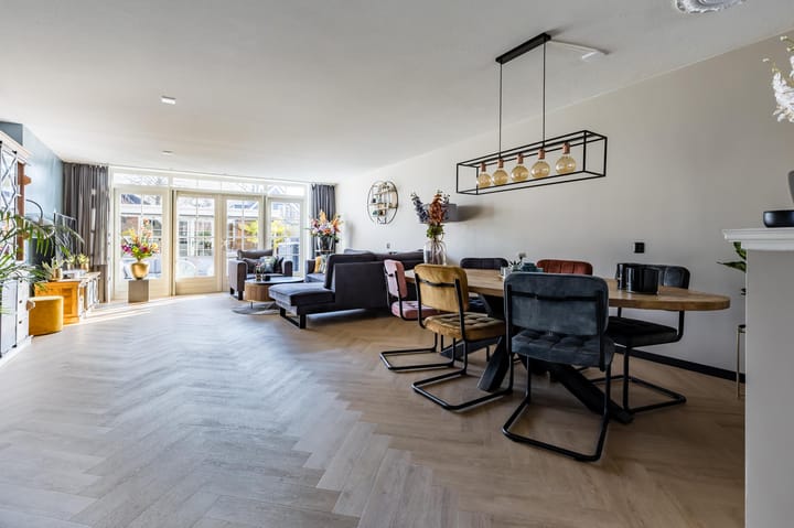 Foto 11 van Fender 27