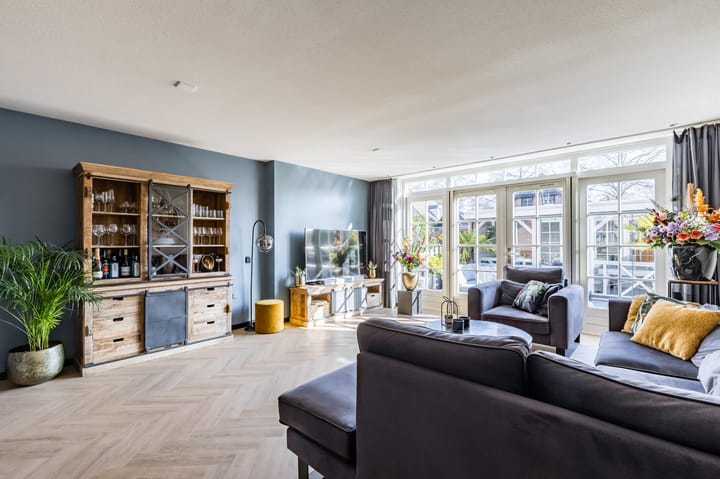 Foto 13 van Fender 27