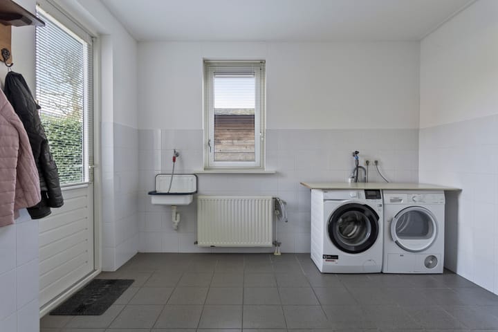 Foto 11 van Terschellinglaan 4