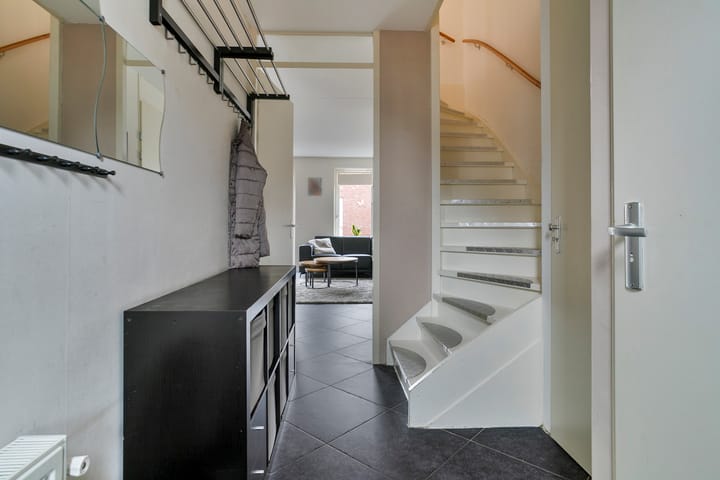 Photo 8 of Dokter Zoetemanstraat 12