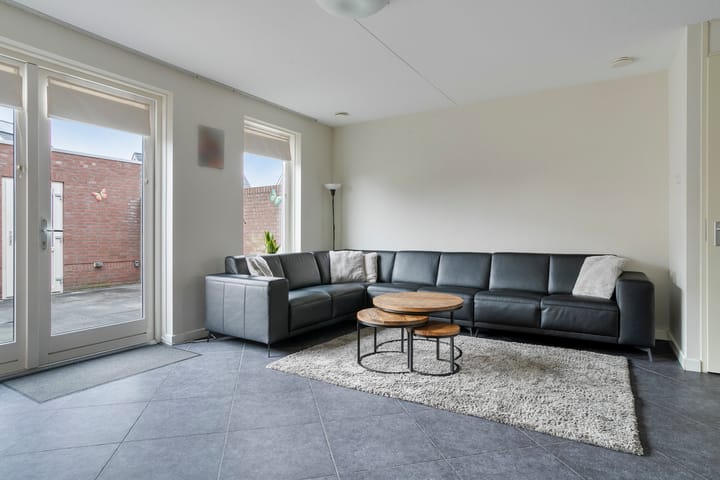 Photo 11 of Dokter Zoetemanstraat 12