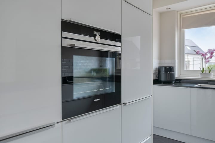 Photo 18 of Dokter Zoetemanstraat 12