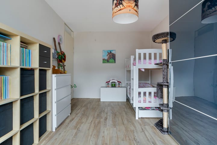 Photo 22 of Dokter Zoetemanstraat 12