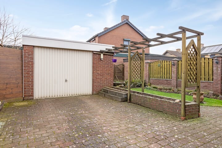 Photo 32 of Beatrixlaan 12