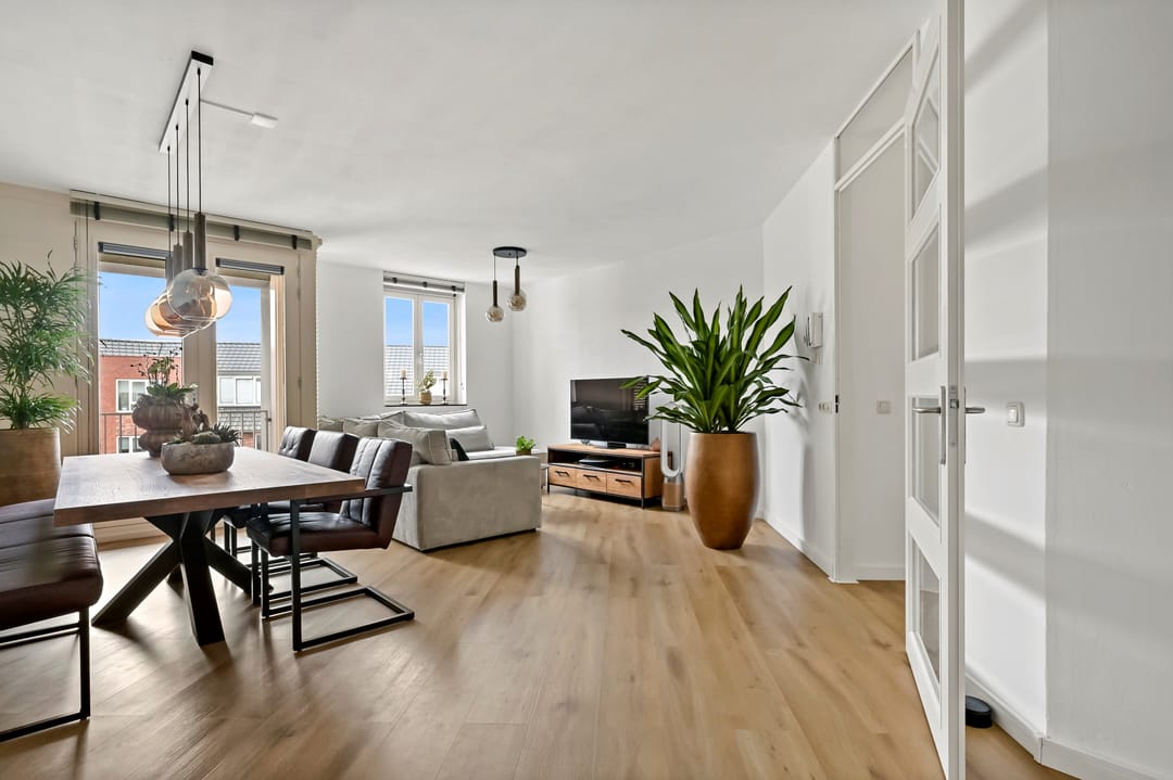 Foto 1 van Veldesteijn 46