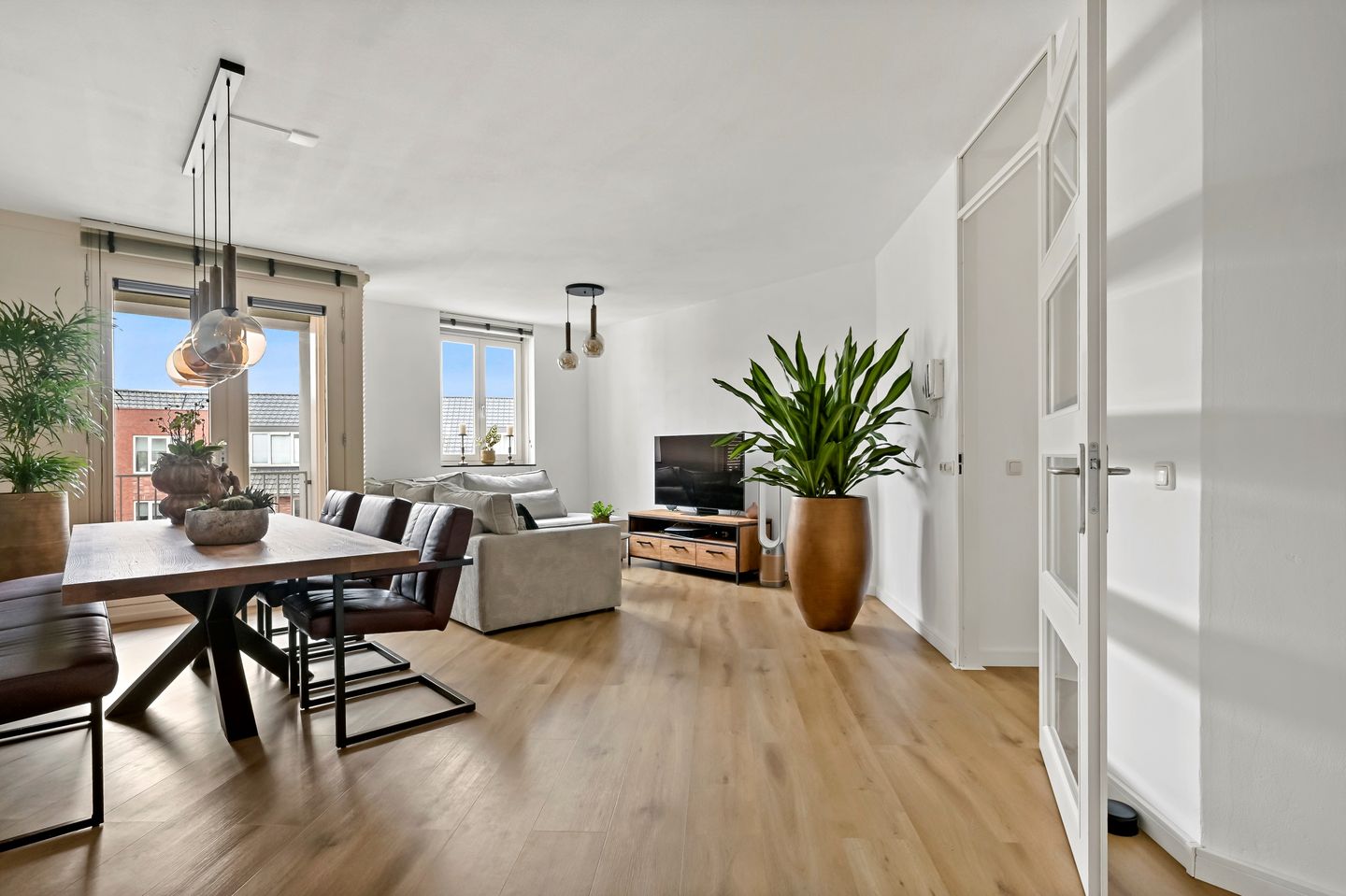 Foto 1 van Veldesteijn 46