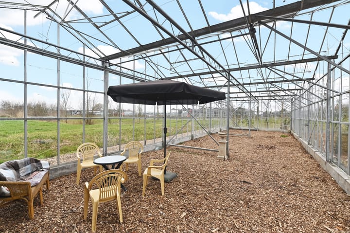 Foto 5 van Delftsestraatweg 21