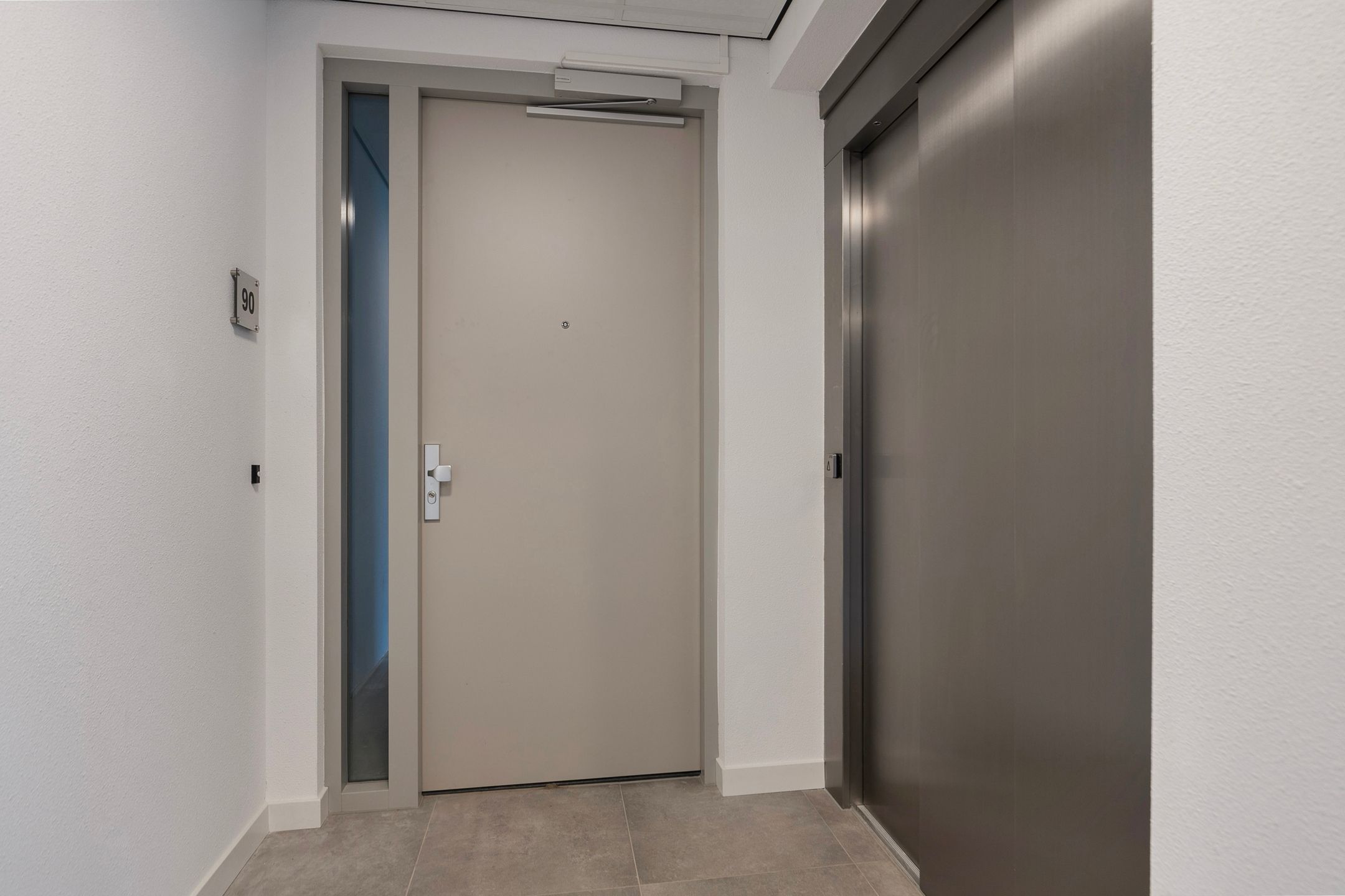 Foto 6 van Stationsplein 90