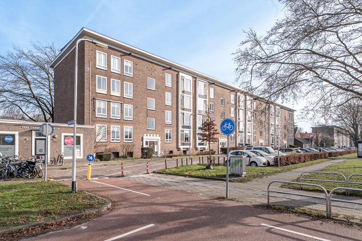 Bekijk foto van Graaf Hendrik III laan 69 A