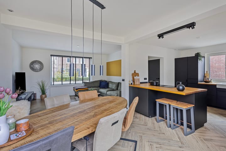 Foto 13 van Heuvelstraat 32