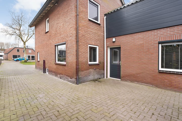 Foto 40 van Broekdijk 30
